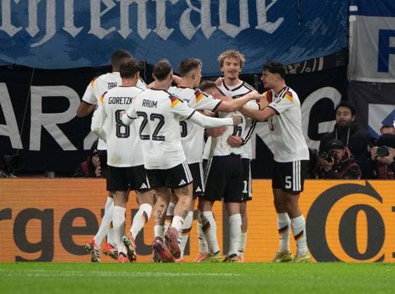 Fussball, Herren, Saison 2025 26, WM-Qualifikation (Gruppe A, 10. Spieltag) in Leipzig, Deutschland - Slowakei, Nick Woltemade (2. v. r., Deutschland), Jubel nach Tor zum 1:0, 17.11 2025, Copyright: xMatthiasxKochx