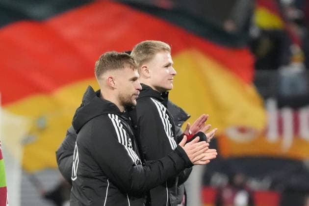 Siegesjubel Deutschland Joshua Kimmich (Deutschland Germany), Jonathan Burkardt (Deutschland, Germany) - Leipzig 17.11.2025: Deutschland vs. Slowakei, WM-Qualifikation, 6. Spieltag