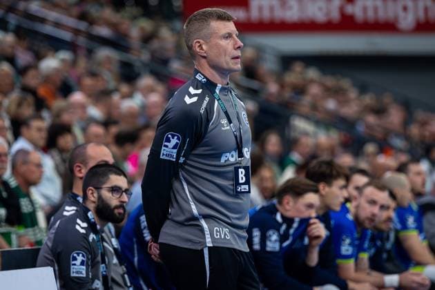 17.11.2025, xovx, Handball Daikin Handball Bundesliga, HSG Wetzlar - VfL Gummersbach Trainer Gudjon Valur Sigurdsson (VfL Gummersbach) Wetzlar Buderus-Arena Hessen Deutschland (DE)