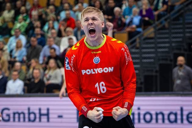 17.11.2025, xovx, Handball Daikin Handball Bundesliga, HSG Wetzlar - VfL Gummersbach Bertram Obling (VfL Gummersbach) bejubelt eine Parade nach einem gehaltenen Siebenmeter Wetzlar Buderus-Arena Hessen Deutschland (DE)