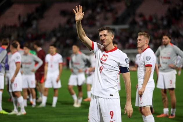 TA QALI 17.11.2025 MECZ 8. KOLEJKA GRUPA G ELIMINACJE DO MISTRZOSTW SWIATA 2026: MALTA - POLSKA 2:3 --- FIFA World Cup, WM, Weltmeisterschaft, Fussball 2026 QUALIFYING ROUND GROUP G MATCH: MALTA - POLAND 2:3 ROBERT LEWANDOWSKI FOT. PIOTR KUCZA FOTOPYK NEWSPIX.PL --- newspix.pl 