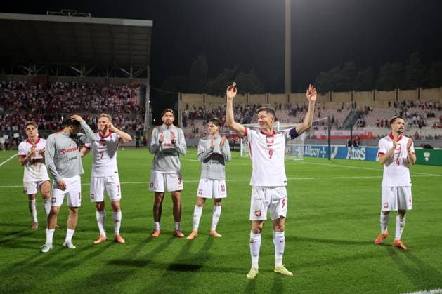 TA QALI 17.11.2025 MECZ 8. KOLEJKA GRUPA G ELIMINACJE DO MISTRZOSTW SWIATA 2026: MALTA - POLSKA 2:3 --- FIFA World Cup, WM, Weltmeisterschaft, Fussball 2026 QUALIFYING ROUND GROUP G MATCH: MALTA - POLAND 2:3 MICHAL SKORAS PAWEL WSZOLEK KAROL SWIDERSKI PRZEMYSLAW WISNIEWSKI JAKUB KAMINSKI ROBERT LEWANDOWSKI TOMASZ KEDZIORA FOT. PIOTR KUCZA FOTOPYK NEWSPIX.PL --- newspix.pl 