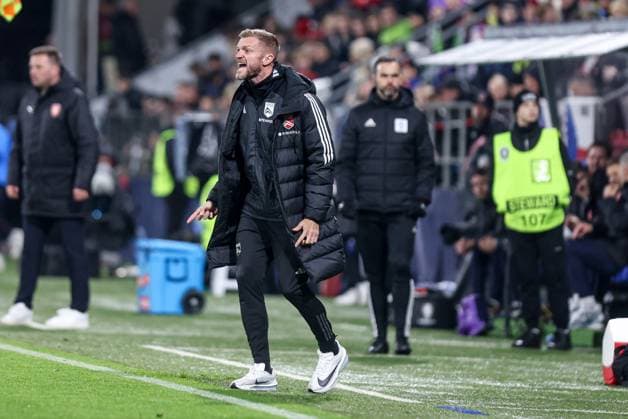 17.11.2025, Olomouc Pilka nozna Eliminacje Mistrzostw Swiata 2026 mecz 8 : Czechy - Gibraltar - Football 2026 FIFA World Cup, WM, Weltmeisterschaft, Fussball qualifiers round Match 8 : Czech Republic - Gibraltar Nz. Scott Wiseman Fot. Michal Chwieduk Arena Akcji NEWSPIX.PL --- newspix.pl 