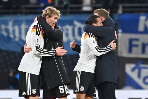 Schlussjubel v.li:Nick WOLTEMADE (GER),Joshua KIMMICH (GER), Leroy SANE (GER), Bundestrainer Julian NAGELSMANN (GER) nach Spielende, Fussball Laenderspiel, WM Qualifikation Gruppe A Spieltag 06, Deutschland (GER) - Slowakei (SVK) 6-0 am 17.11.2025, RED BULL ARENA