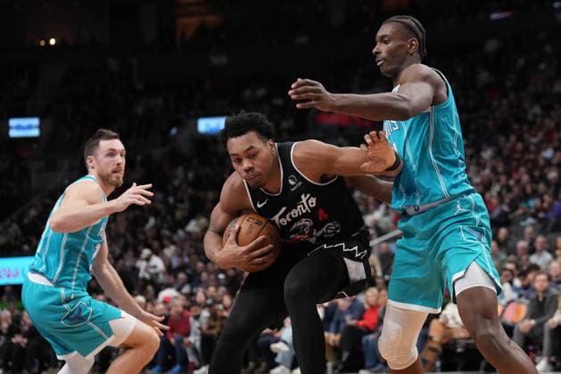 November 17, 2025, Toronto, On, CANADA: Scottie Barnes, des Raptors, durant un match face aux Hornets de Charlotte le 17 novembre 2025, o Toronto. LA PRESSE CANADIENNE Canada News - November 17, 2025  - ZUMAc35_ 20251117_zaf_c35_198 Copyright: xNathanxDenettex