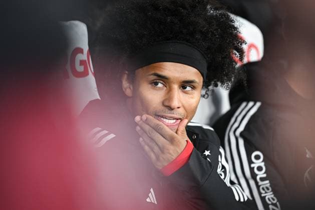 Fussball International Qualifikation WM 2026 in Leipzig Gruppe A 6. Spieltag Deutschland - Slowakei 17.11.2025 Karim Adeyemi (Deutschland) auf der Ersatzbank