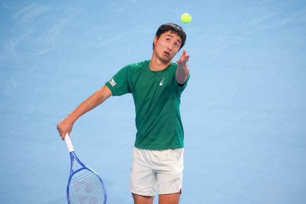 Shintaro MOCHIZUKI (JPN) during ATP, Tennis Herren Challenger Bergamo, International Tennis match in Bergamo, Italy, November 18 2025  Copyright: xRobertaxCorradin IPAxSportx xipa-agency.netx xx IPA_68085204 IPA_Agency_IPA68085204