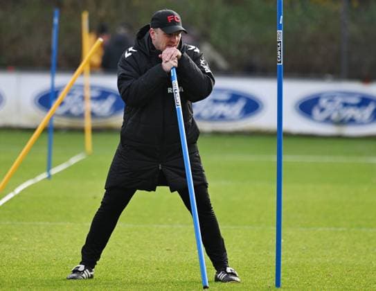 18.11.2025, xophax, Fussball 1.Bundesliga Saison 2025 2026 1.FC Köln Training nach der Länderspielpause. Trainer Lukas Kwasniok ( 1.FC Köln ) Köln