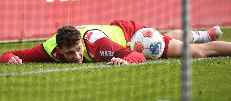 18.11.2025, xophax, Fussball 1.Bundesliga Saison 2025 2026 1.FC Köln Training nach der Länderspielpause. Eric Martel ( 1.FC Köln ) Köln