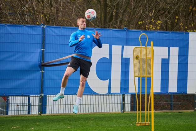 18.11.2025, Fußball, Herren, 2.BL (Bundesliga), Saison 2025 2026, Training Holstein Kiel (KSV) Ivan Nekic beim Rekonvaleszenen-Training Kiel Holstein-Stadion, Projensdorf Schleswig-Holstein Deutschland