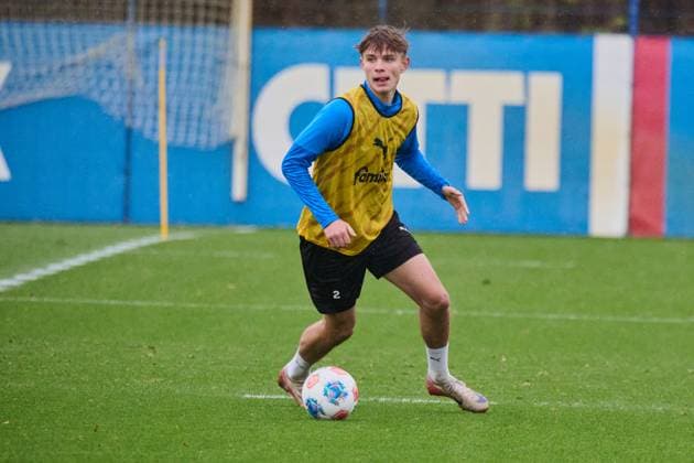 18.11.2025, Fußball, Herren, 2.BL (Bundesliga), Saison 2025 2026, Training Holstein Kiel (KSV) Frederik Roslyng Kiel Holstein-Stadion, Projensdorf Schleswig-Holstein Deutschland