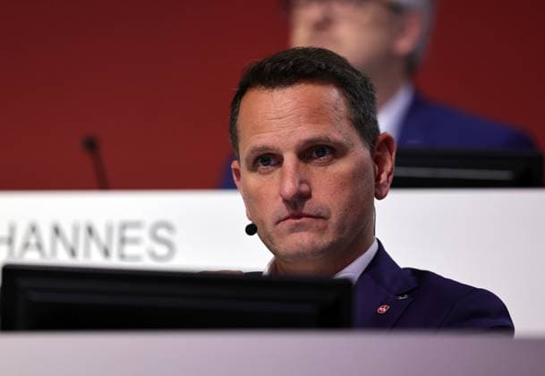 18.11.2025 - Fussball - Saison 2025 2026 - 2. Fussball - Bundesliga - Mitgliederversammlung Jahreshauptversammlung JHV 2025 - Sportfoto Zink DaMa - xdaxmax - Joti Chatzialexiou ( Vorstand 1. FC Nürnberg FCN ) nachdenklich