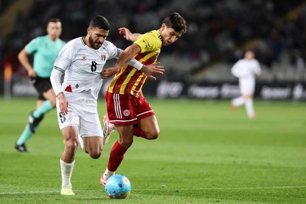 November 18, 2025, Barcelona, Barcelona, SPAIN: Hamed Hamdan of Palestine in action during the International Friendly, Länderspiel, Nationalmannschaft match between Catalonia and Palestine at Estadi Olimpic Lluis Companys on November 18, 2025 in Barcelona, Spain. Barcelona SPAIN - ZUMAa181 20251118_zaa_a181_078 Copyright: xJavierxBorregox