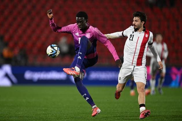European Under-21 Championship 2027 qualifying round, Georgia 0-2 Germany, Giorgi Tabatadze ( 21 of Georgia Under-21), ,Joshua Quarshie ( 15 of Germany Under-21) , November 18, 2025, Mikheil Meskhi stadium, Tbilisi, Georgia Copyright: xx European Under-21 Championship 2027 qualifying round, Georgia 0-2 Germany-11