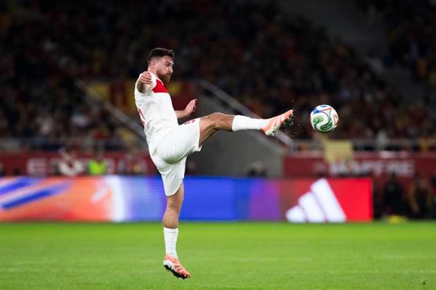 FIFA World Cup, WM, Weltmeisterschaft, Fussball 2026 qualifier - Spain vs Bulgaria SEVILLA, SPAIN - November 18:Salih Ozcan of Turkey in action during the FIFA World Cup 2026 qualifier match between Spain and Turquey at La Cartuja Stadium. (Photo by Guille Martinez f22photo) Sevilla La cartuja Stadium Spain Copyright: xGuillermoxMartinezx