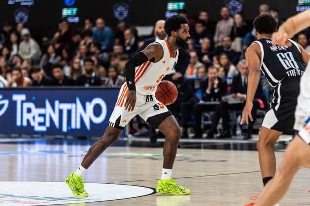 ITA, BKT EuroCup, Saison 2025 2026, Dolomiti Energia Trento - Niners Chemnitz. 18.11.2025, BTS Arena, Trento, ITA, BKT EuroCup, Saison 2025 2026, Dolomiti Energia Trento - Niners Chemnitz. Corey Davis Jr. (Niners Chemnitz, 5) Foto Alexander Trienitz Trento BTS Arena Autonome Provinz Trient Italien