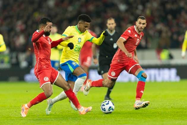 FOOTBALL: International Friendly, Länderspiel, Nationalmannschaft match between Brazil and Tunez at Stade Pierre-Mauroy on November 18, 2025 in Lille, France. Estevao 20 (BRA)  Copyright: xelyxandroxcegarrax