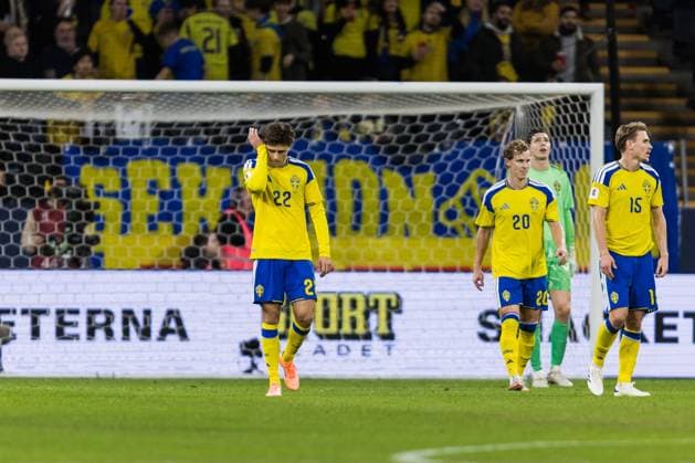 251118 Besfort Zeneli of Sweden looks dejected after 0-1 during the FIFA World Cup, WM, Weltmeisterschaft, Fussball Qualifier football match between Sweden and Slovenia on November 18, 2025 in Stockholm. Photo: Tobias Sterner BILDBYRAN COP 254 JM0752 bbeng fotboll football soccer fotball vm-kval fifa world cup qualifier sverige sweden sverige a slovenien slovenia depp Copyright: TOBIASxSTERNER BB251118TS026