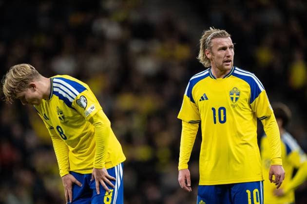 251118 Daniel Svensson and Emil Forsberg of Sweden during the FIFA World Cup, WM, Weltmeisterschaft, Fussball Qualifier football match between Sweden and Slovenia on November 18, 2025 in Stockholm. Photo: Joel Marklund BILDBYRAN kod JM JM0752 bbeng fotboll football soccer fotball vm-kval fifa world cup qualifier sverige sweden sverige a slovenien slovenia Copyright: JOELxMARKLUND BB251118JM054