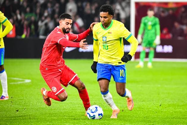 FOOTBALL: BRESIL - TUNISIE Baptiste AUTISSIER MAXPPP - Villeneuve-d Ascq 18 11 2025 Baptiste AUTISSIER Maxppp Lille ; 18 11 2025 ; Rodrygo lors du match Bresil vs Tunisie match preparatif pour la CAN 2025 a Lille le 18 novembre 2025. Brazil Tunisia on November 18 at the Decathlon Arena in Lille. Villeneuve-d Ascq Villeneuve-d Ascq Haut de France France  Copyright: xMAXPPPxBaptistexAUTISSIERx BAU202511182767 BAU202511182767