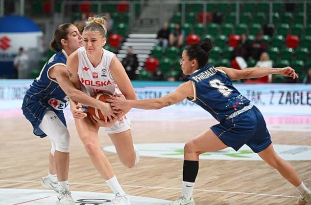 Basketball, Frauen EM Quali, Polen - Zypern 2025.11.18 Sosnowiec Koszykowka Kwalifikacje do Mistrzostw Europy 2027 Polska - Cypr N z Helena Danielewicz Marissa Pangalos Foto Norbert Barczyk PressFocus 2025.11.18 Sosnowiec Basketball FIBA Womens EuroBasket 2027 Poland - Cyprus Helena Danielewicz Marissa Pangalos Credit: Norbert Barczyk PressFocus NEWSPIX.PL --- newspix.pl POLAND OUT! 
