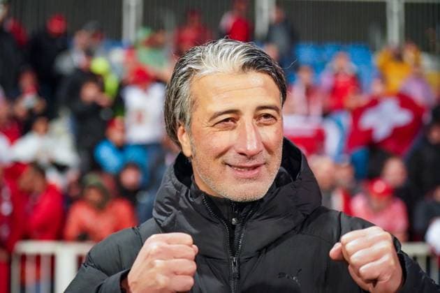 Fussball WM-Qualifikation 2025 26, 10. Spieltag - Kosovo vs Schweiz - Fadil-Vokrri-Stadion (Pristina): Geballte Fäuste für die WM in Amerika - Murat Yakin (Trainer, Schweiz) Freude, Emotionen, Jubel Copyright: xJOERANxSTEINSIEKx