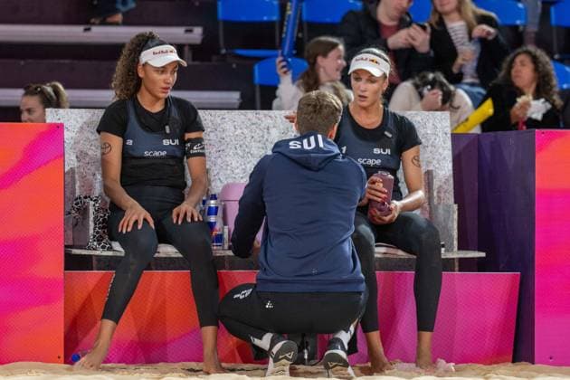 RECORD DATE NOT STATED Beach volleyball, Beachvolleyball World Championships Adelaide, Australia 18.11.2025 ADELAIDE, AUSTRALIA - NOVEMBER 18: Zoe Verge-Depre (Player 2 - SUI), Anouk Verge-Depre (Player 1 - SUI) during the Beach Volleyball World Championships at Adelaide on November 18, 2025 in Adelaide, Australia. Copyright: xBEAUTIFULxSPORTS PeterxWeberx