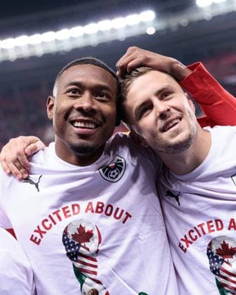 Sport Bilder des Tages SOCCER - FIFA WC quali, AUT vs BIH VIENNA,AUSTRIA,18.NOV.25 - FIFA World Cup, WM, Weltmeisterschaft, Fussball 2026, European Qualifiers, group stage, OEFB international match, Länderspiel, Nationalmannschaft Austria vs Bosnia and Herzegovina. Image shows the rejoicing of David Alaba and Christoph Baumgartner (AUT).  GEPAxpictures xArminxRauthner