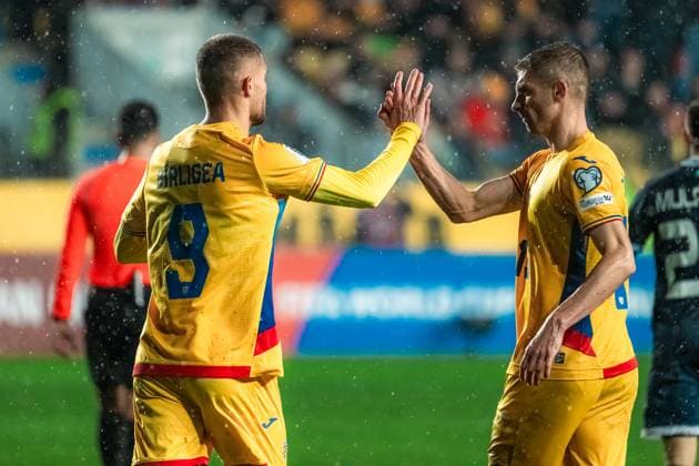 Romania v San Marino - European Qualifiers Group H - FIFA World Cup, WM, Weltmeisterschaft, Fussball 2026 PLOIESTI, ROMANIA, NOVEMBER 18, 2025 - Romania v San Marino - European Qualifiers Group H - FIFA World Cup 2026, Daniel Birligea celebrating the 1-1 goal against San Marino during the match. Copyright: xVLADxBEREHOLSCHIx