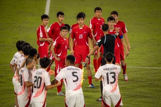 Sport Bilder des Tages WM Fussball FIFA U17, U 17 U 17 Weltmeisterschaft Katar 2025, Nordkorea vs Japan - Achtelfinale: Spieler aus Nordkorea Copyright: xRedhaxHosnixSegganix