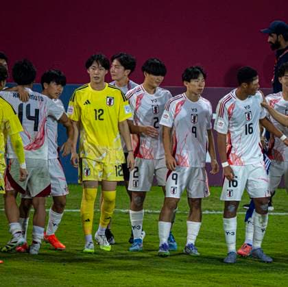 WM Fussball FIFA U17, U 17 U 17 Weltmeisterschaft Katar 2025, Nordkorea vs Japan - Achtelfinale: Freude, Emotionen, Jubel nach dem Sieg im Elfmeterschiessen bei Japan Copyright: xRedhaxHosnixSegganix