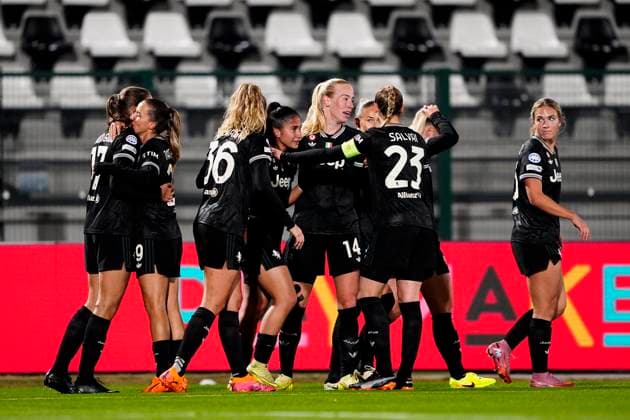 Juventus women Chiara Beccari celebrates after scoring the 1-0 goal for his team during the UEFA Women s Champions League soccer match between Juventus Women and OL Lyonnes at the Stadium Comunale Vittorio Pozzo La Marmora in Biella, north west Italy - Day 4 - November 19, 2025. - Soccer.  Copyright: xFabioxFerrari LaPressex
