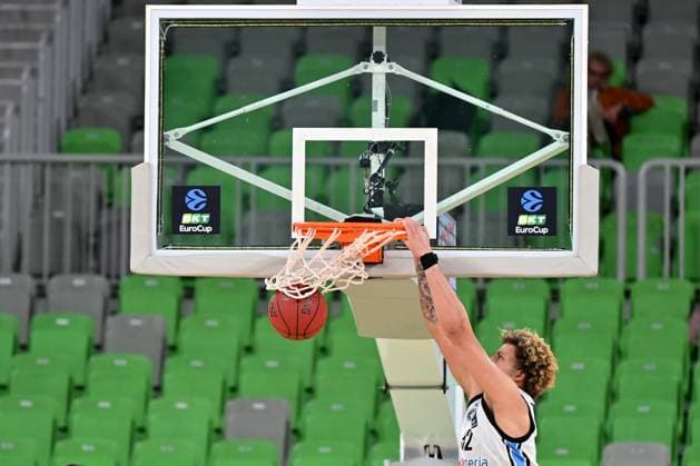 Ljubljana, Slovenia, November 19 2025, Zacharie Perrin of Veolia Towers during the BKT EuroCup basketball match between Cedevita Olimpija (Slovenia) and Veolia Towers (Germany) at Arena Stozice, Ljubljana, Slovenia. (Photo by Igor Kupljenik Sports Press Photo) Copyright: xIgorxKupljenikx xSPPx Sportspressphoto_SPR63661