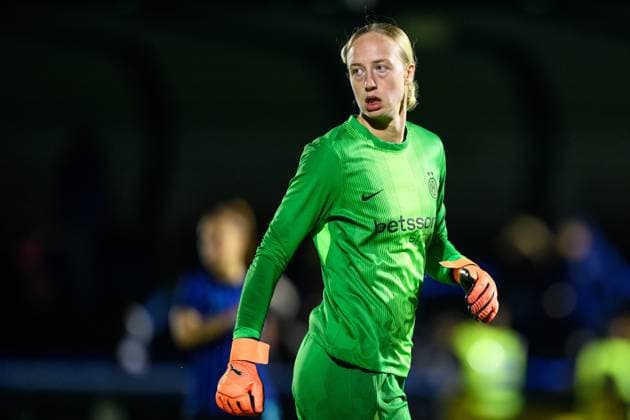 251119 Goalkeeper Cecilia Runarsdottir of Inter during the UEFA Women s Europa Cup between Inter and Häcken on November 19, 2025 in Milano. Photo: Daniel Stiller BILDBYRAN kod DS DS0528 fotboll football soccer fotball europa cup inter häcken uefa womens europa cup dam bbeng Copyright: DANIELxSTILLER BB251119DS026