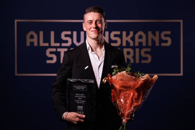 251119 Mjällbys Elliot Stroud poserar för ett porträtt för pris för arets back under Allsvenskans Stora Pris den 19 november 2025 i Stockholm. Copyright: CAISAxRASMUSSEN BB251119BB414