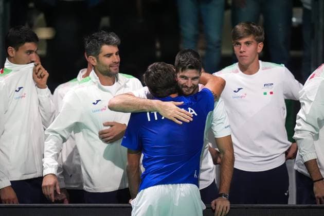 Flavio Cobolli celebrates for the victory at the end of the Davis Cup Finals 2025 Quarterfinals match between Flavio Cobolli (Italy) and Filip Misolic (Austria) at Bologna Fiere, Bologna, Italy - November 19, 2025. - Tennis.  Copyright: xMassimoxPaolone LaPressex
