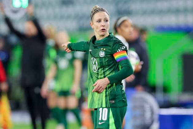 Svenja Huth (VfL Wolfsburg) gestikuliert, UEFA Women s Champions League 2025 26 League Phase MD4, VfL Wolfsburg v Manchester United, ManU Women, VfL Wolfsburg Arena am 19. November 2025 in Wolfsburg, Deutschland. (Foto von Marco Steinbrenner DeFodi Images) Svenja Huth (VfL Wolfsburg) gestures, UEFA Women s Champions League 2025 26 League Phase MD4, VfL Wolfsburg v Manchester United Women, VfL Wolfsburg Arena, November 19, 2025 in Wolfsburg, Germany. (Photo by Marco Steinbrenner DeFodi Images)