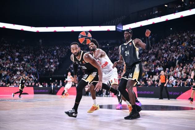 BASKET BALL : LDLC ASVEL vs AS Monaco - Turkish Airlines Euroligue - LDLC ARENA venue - Decines - 19 11 2025 Action during the Turkish Airlines Euroleague match between LDLC ASVEL and AS Monaco at the LDLC ARENA venue in Decines, France on November 19th 2025  Copyright: xCYRILxALISTERxLESTAGEx