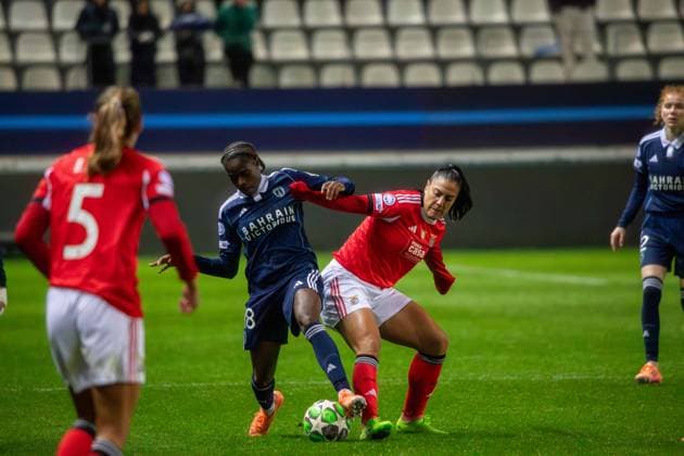 November 19, 2025, Paris, Å½Le-De-France, France: November 19, 2025, Paris, France: Women s Champions League, 4th matchday : Paris FC - Benfica : Paris FC claims their first victory in the 2026 UEFA Women s Champions League beating Benfica at Jean-Bouin (2-0). Maelline Mendy and Maelle Garbino scored for the team coached by Sandrine Soubeyrand. Paris France - ZUMAp284 20251119_zip_p284_061 Copyright: xMickaelxPintax