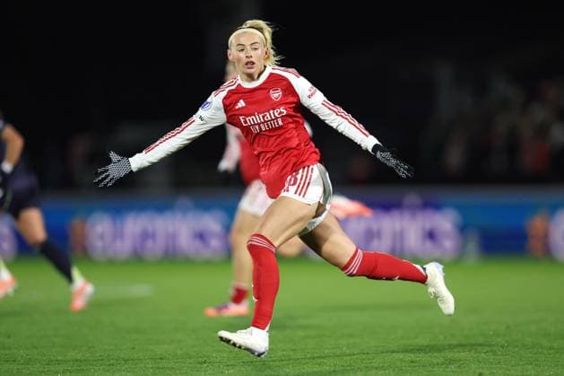 Arsenal v Real Madrid Women 19 November 2025, Boreham Wood - UEFA Women™s Champions League - Arsenal v Real Madrid Women - Chloe Kelly of Arsenal - Photo: Charlotte Wilson Offside. Boreham Wood UK Copyright: xCharlottexWilsonx xOffsidexOffside