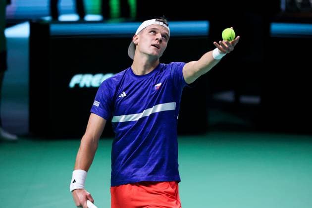 Jakub MENSIK (CZE) during Davis Cup - Final Eight, International Tennis match in Bologna, Italy, November 20 2025  Copyright: xRobertaxCorradin IPAxSportx xipa-agency.netx xx IPA_68162196 IPA_Agency_IPA68162196