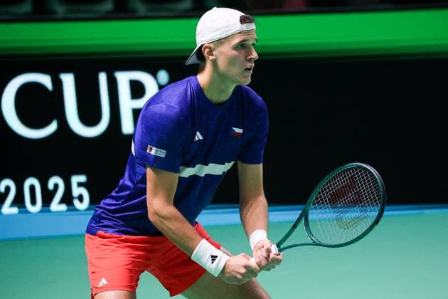 TENNIS - Internazionali di Tennis - Davis Cup - Final Eight Jakub MENSIK (CZE) during Davis Cup - Final Eight, International Tennis match in Bologna, Italy, November 20 2025 Bologna Italy  Copyright: xIPAxSport ABACAx