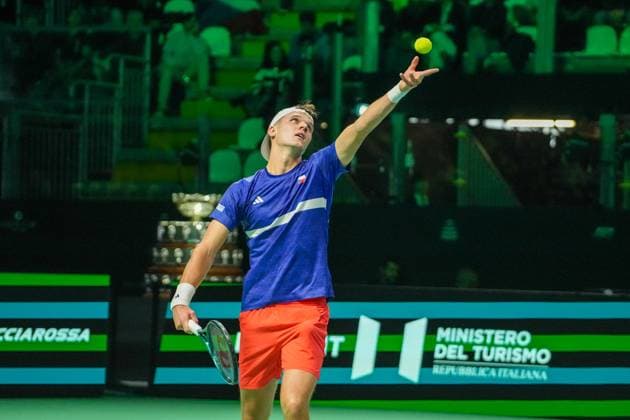 TENNIS - DAVIS CUP 2025 - FINAL 8 20 11 2025 Laurent Lairys MAXPPP - Jakub Mensik of Republique Tcheque during the Davis Cup 2025, Final 8, Tennis event on 19 November 2025 in Bologna, Italy - Photo Laurent Lairys Bologna Italy  Copyright: xMAXPPPxLaurentxLairysx LLR202511206832 LLR202511206832