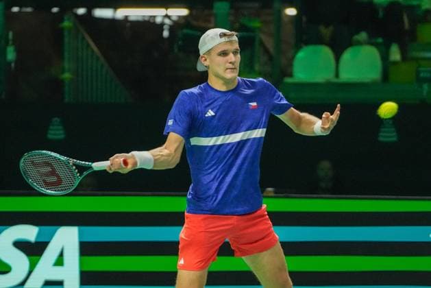 TENNIS - DAVIS CUP 2025 - FINAL 8 20 11 2025 Laurent Lairys MAXPPP - Jakub Mensik of Republique Tcheque during the Davis Cup 2025, Final 8, Tennis event on 19 November 2025 in Bologna, Italy - Photo Laurent Lairys Bologna Italy  Copyright: xMAXPPPxLaurentxLairysx LLR202511206844 LLR202511206844