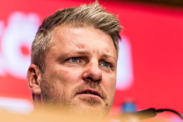 1. Fussball Bundesliga: 1. FC Köln Pressekonferenz; 20.11.2025 Lukas Kwasniok (Trainer 1. FC Köln) 1. Fussball Bundesliga: Pressekonferenz 1. FC Köln vor dem Heimspiel gegen Eintracht Frankfurt; Köln, RheinEnergieStadion, 20.11.2025 Copyright: xBEAUTIFULxSPORTS Wunderlx