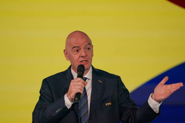 Fussball: FIFA WM-Qualifikation Europa 2025 26 Playoff-Auslosung Home of FIFA (Zürich, Schweiz): Gianni Infantino (FIFA Präsident) Zürich Kanton Zürich Schweiz Copyright: xJOERANxSTEINSIEKx