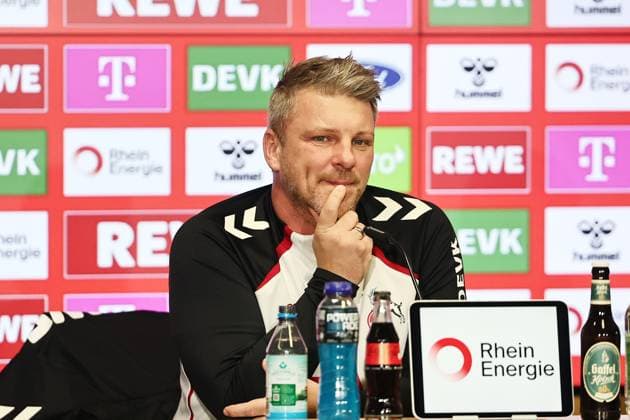1. FC Köln 1. FC Köln, Pressekonferenz zum Heimspiel gegen Frankfurt, Lukas Kwasniok (1. FC Köln). 20.11.2025, Bild: