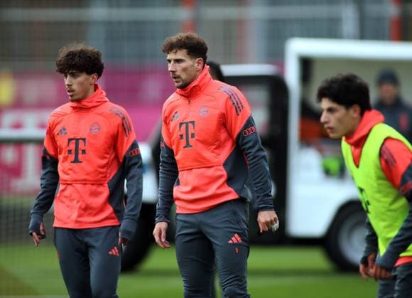 Fussball, Herren, Saison 2025 2026, FC Bayern München, Training Leon Goretzka (FC Bayern München) stehend