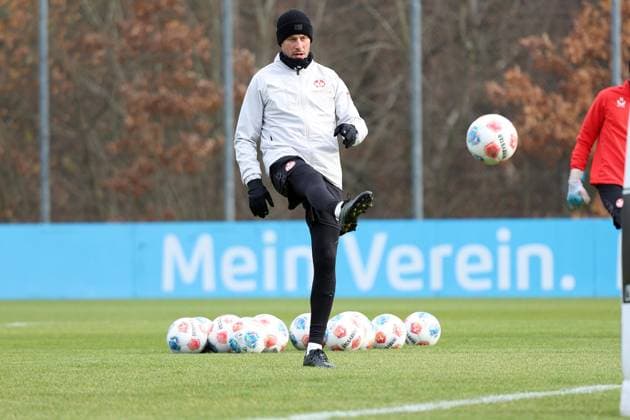 20.11.2025, xrekx, Fussball 2.Bundesliga, 1.FC Kaiserslautern - Training v.l. Sören Soeren Rittmeier Torwart-Trainer (1.FC Kaiserslautern) (DFL DFB REGULATIONS PROHIBIT ANY USE OF PHOTOGRAPHS as IMAGE SEQUENCES and or QUASI-VIDEO) Kaiserslautern