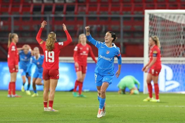 Julia Bartel of Atletico Madrid celebrates after scoring the goal during the match FC Twente Enschede vs Atletico de Madrid at the Stadium the Grolsch Veste for the Champions League women season 2025-2026 in ENSCHEDE, Netherlands on 20 november 2025, (photo by Peter Lous EYE4images DeFodi Images)